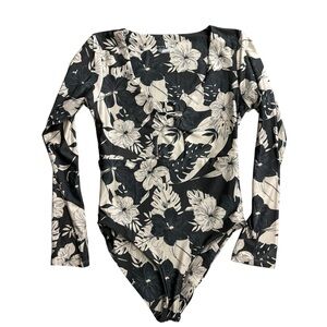 Stone Fox Swim Suka One Piece Swimsuit Long Sleeve Black Floral STN FX SWM Large